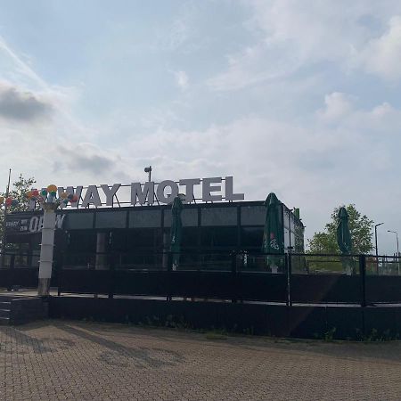 Siebengewald Hiway Motel מראה חיצוני תמונה