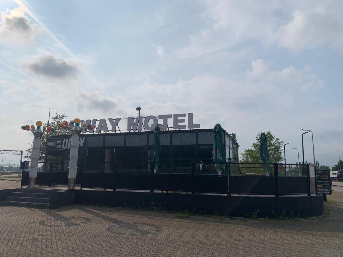 Siebengewald Hiway Motel מראה חיצוני תמונה